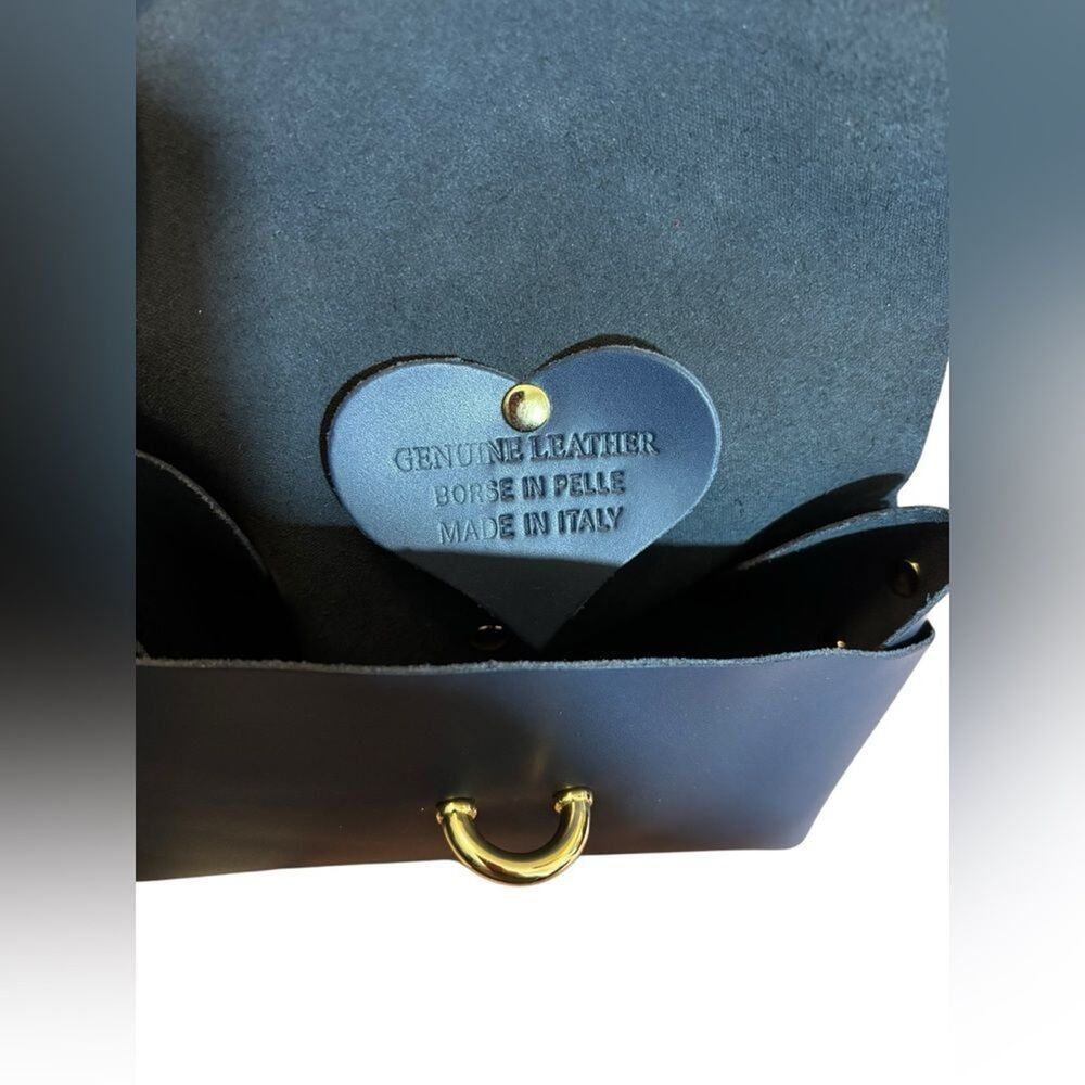 Small navy leather purse made in Italy - Picture 3 of 3